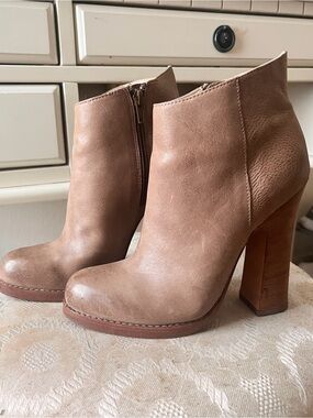 Women's Tan Leather High-Heel Ankle Boots
